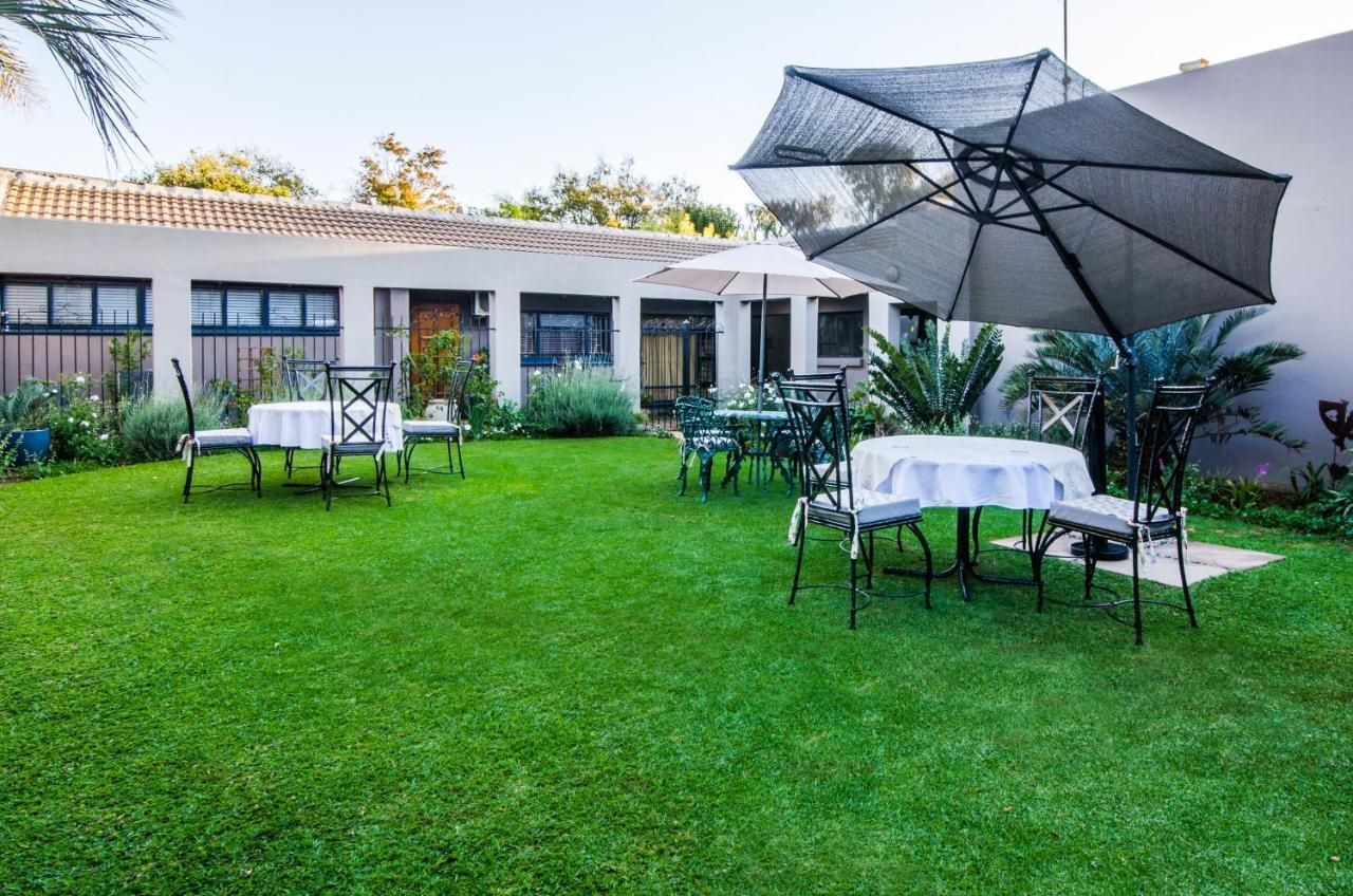 סנטוריון Three Olives Guesthouse מראה חיצוני תמונה
